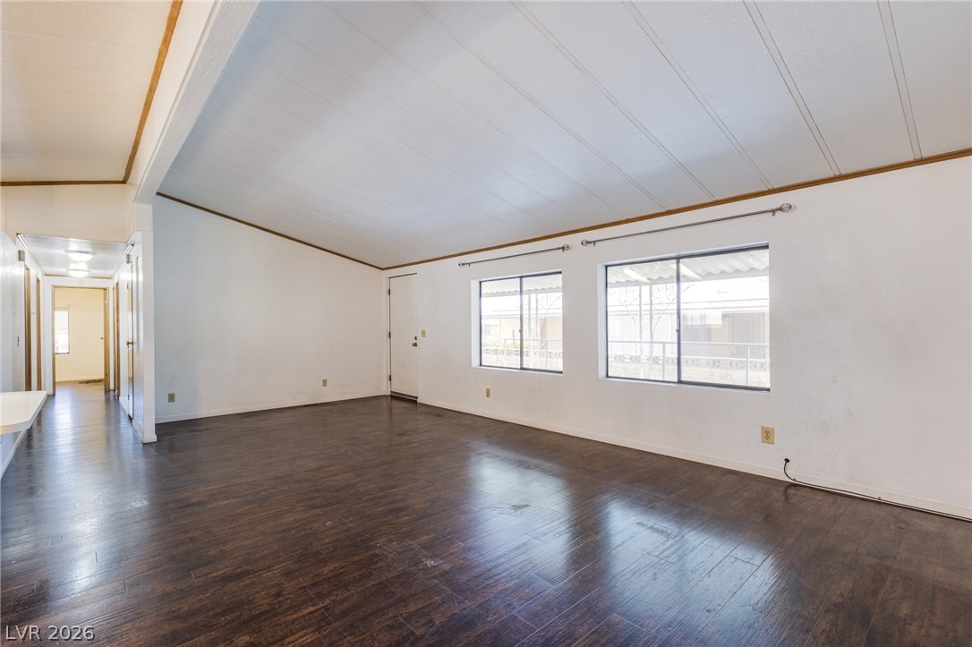 Photo 9 of 38, 3233 Tularosa Lane