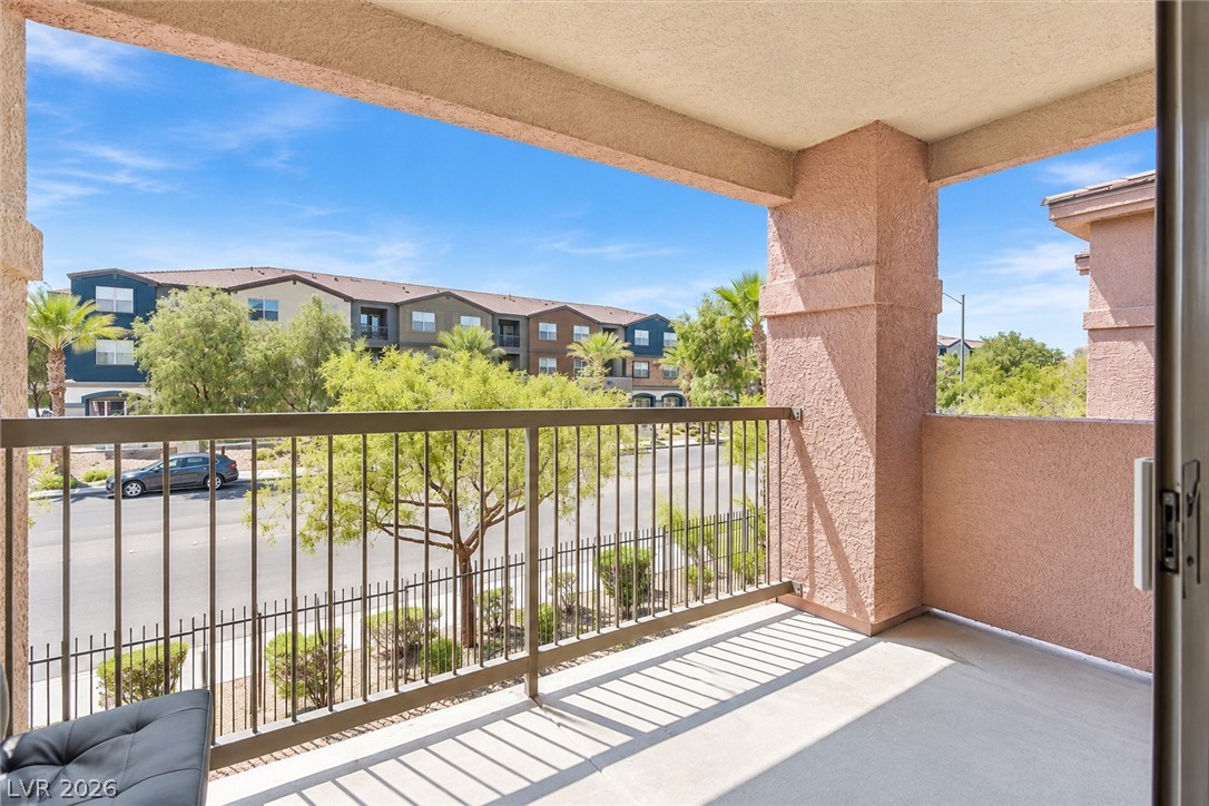 Photo 12 of 15, 8000 W Badura Avenue #2039