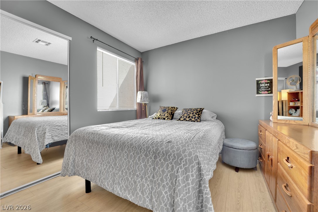 Photo 16 of 31, 5007 Spencer Street #C
