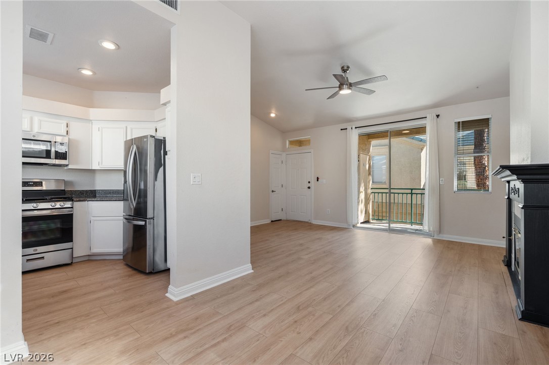 Photo 20 of 53, 5155 W Tropicana Avenue #2090
