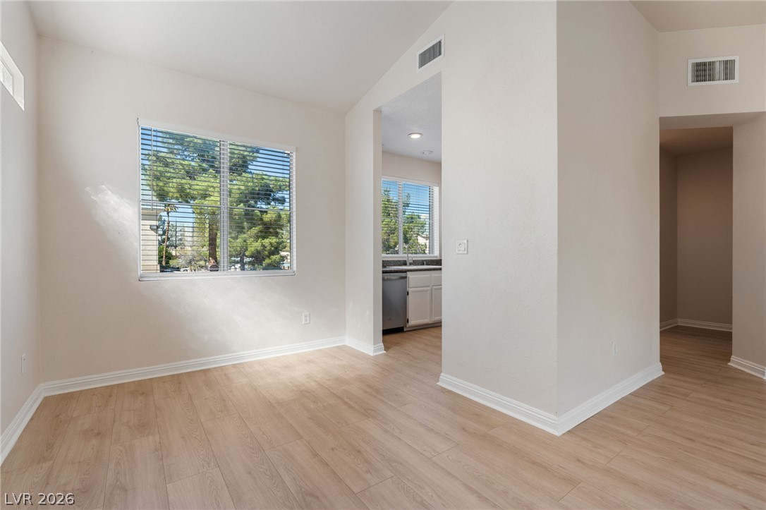 Photo 21 of 53, 5155 W Tropicana Avenue #2090