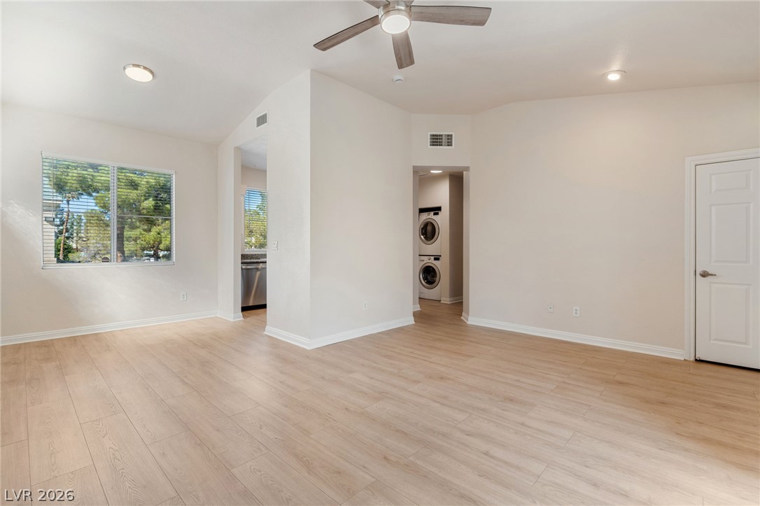 Photo 24 of 53, 5155 W Tropicana Avenue #2090
