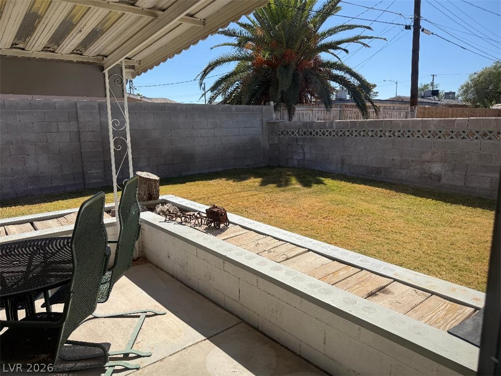 Photo 9 of 10, 5713 Harmony Avenue