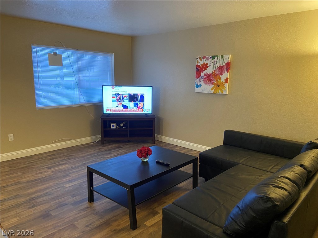 Photo 8 of 24, 1215 Rawhide Street