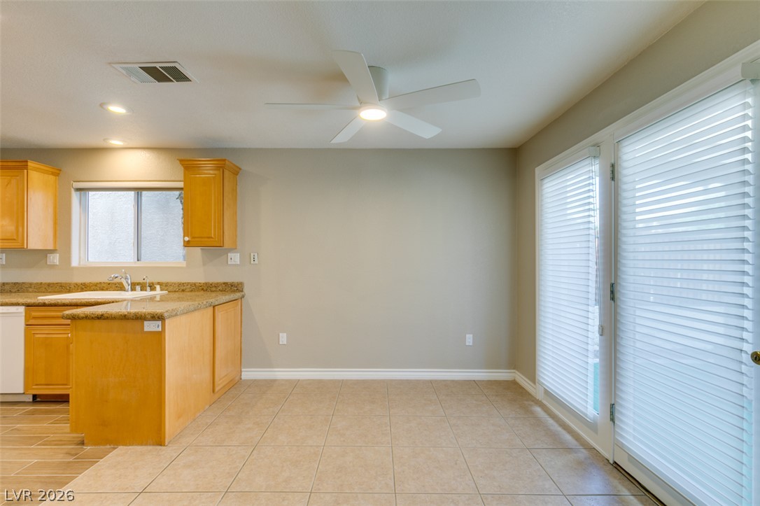 Photo 9 of 29, 3043 Bel Air Drive