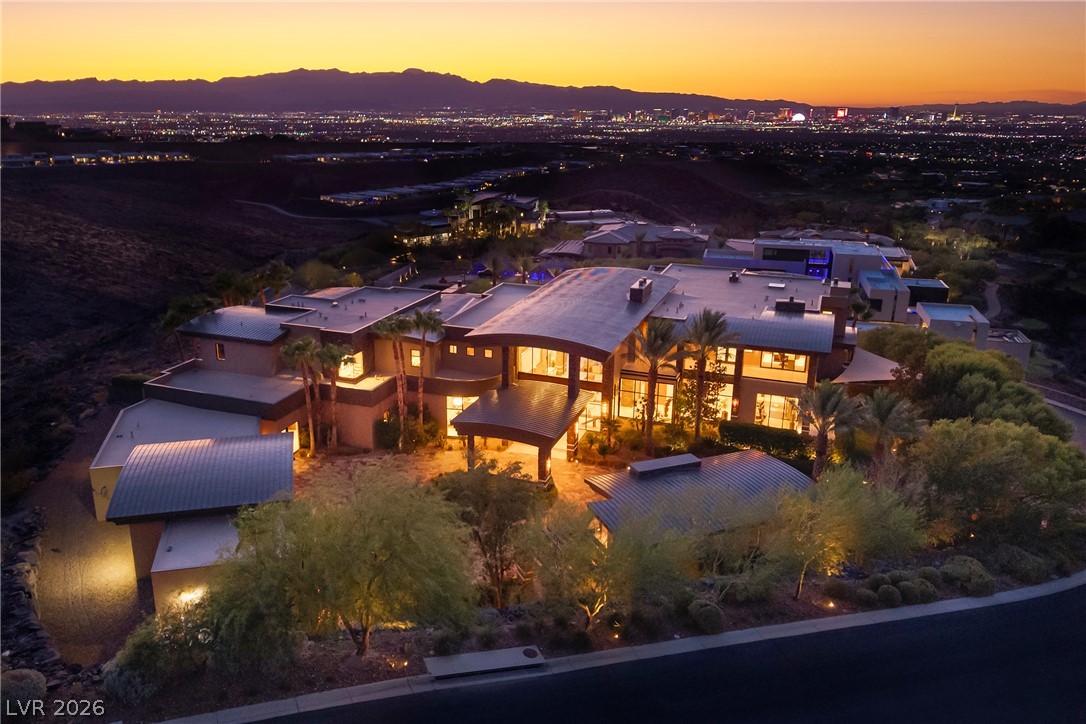 761 Dragon Ridge Drive, Henderson 89012