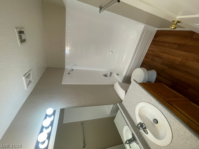 Photo 16 of 21, 5034 S Rainbow Boulevard #101