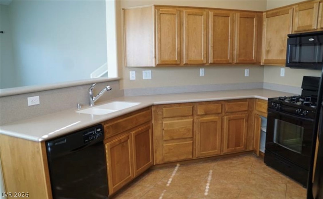 Photo 15 of 22, 8777 W Maule Avenue #2130