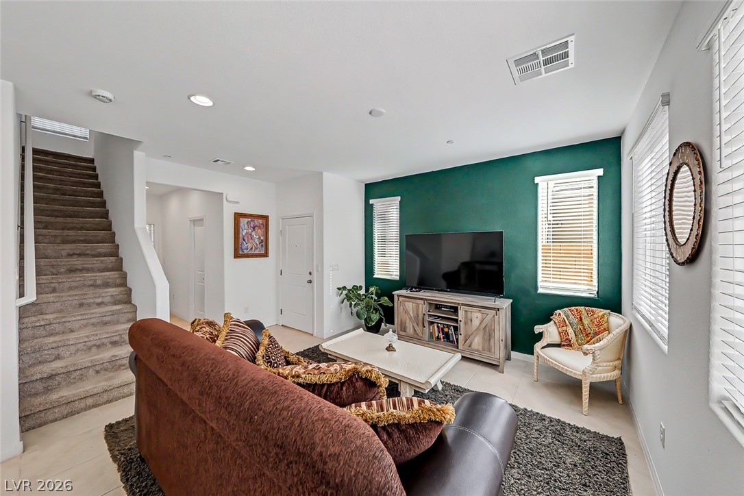 Photo 5 of 400 Desert Cadence Street