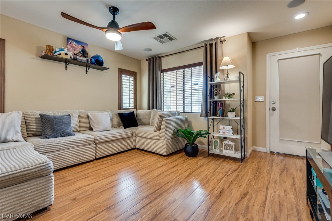 Photo 9 of 30, 5280 Judkins Drive