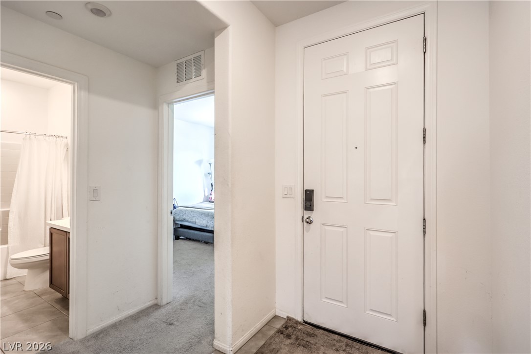 Photo 4 of 621 Sylvan Street
