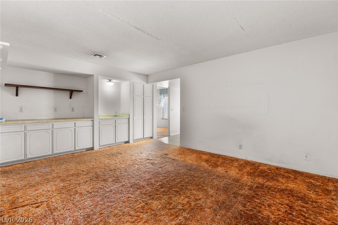 Photo 4 of 2613 Lourdes Avenue