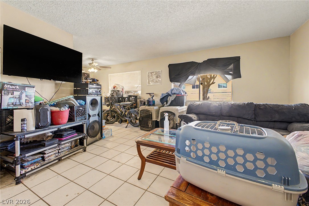 Photo 6 of 21, 5015 Carmel Avenue