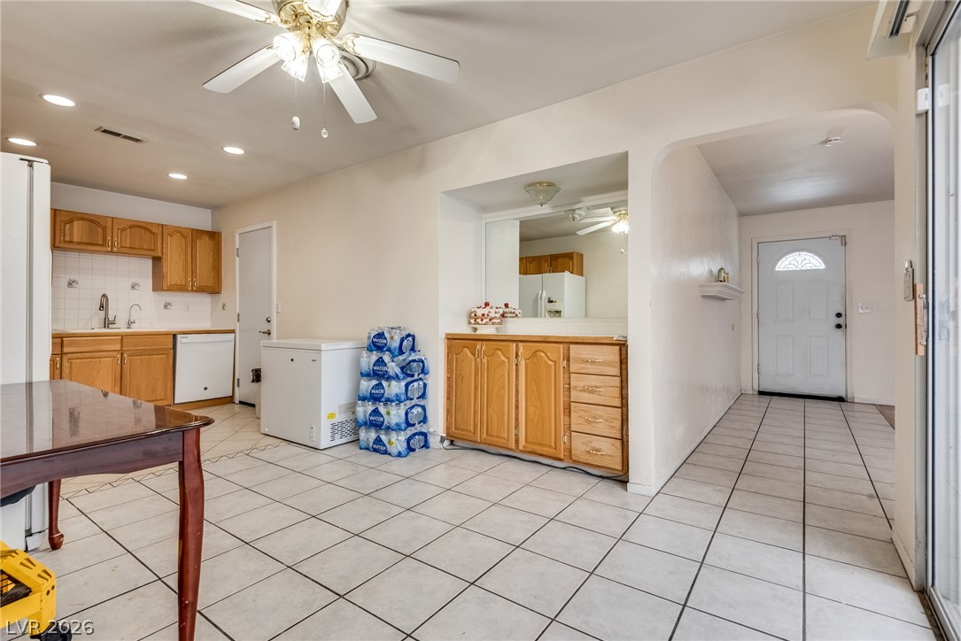 Photo 15 of 36, 6436 Candlebrush Lane
