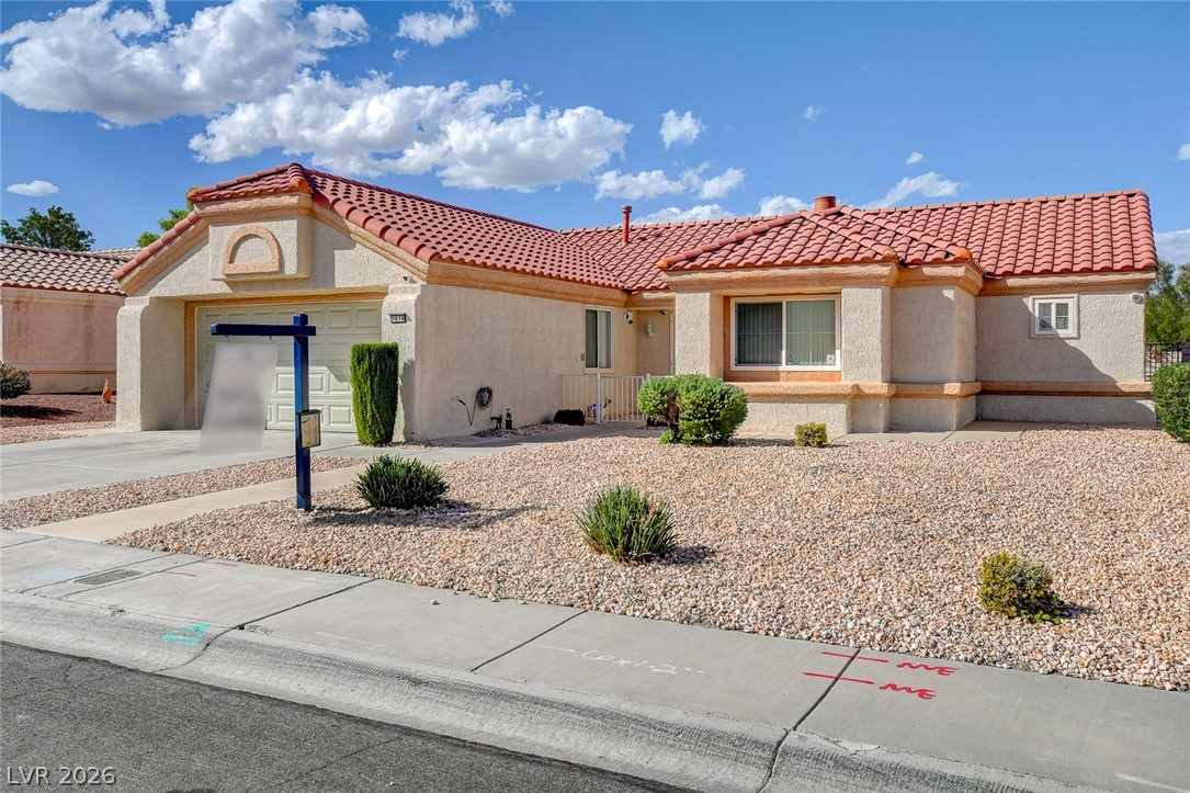 Photo 3 of 9036 Grayling Drive