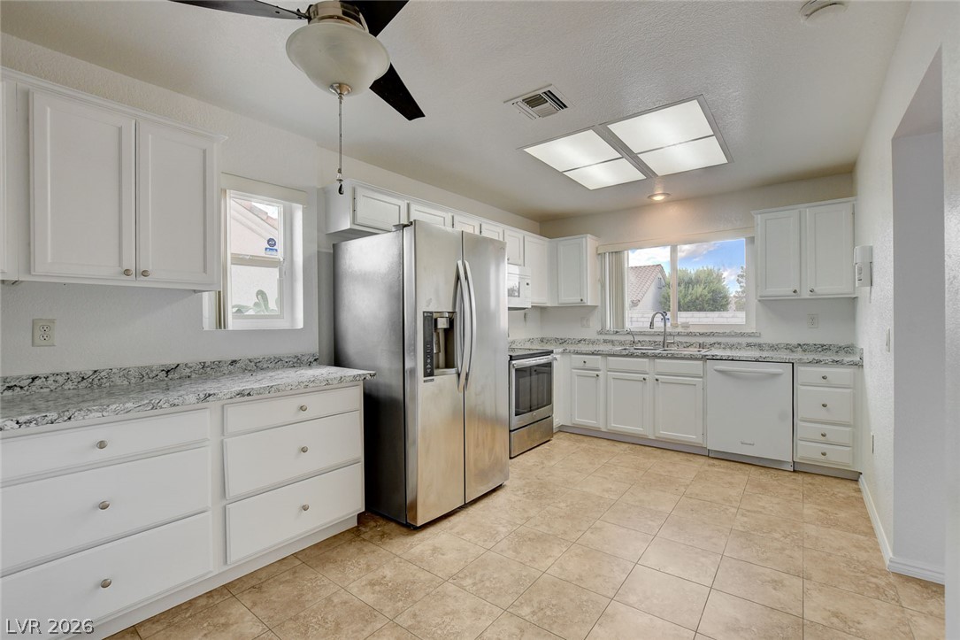 Photo 13 of 54, 9036 Grayling Drive
