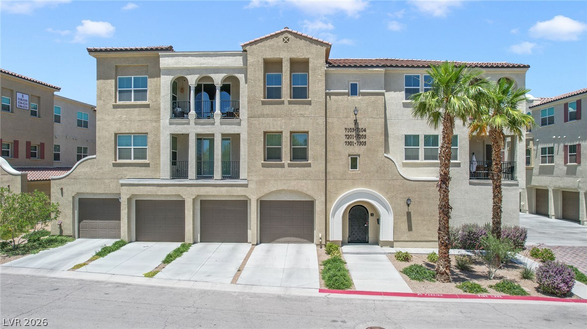 Photo 8 of 46, 2555 Hampton Road #7203