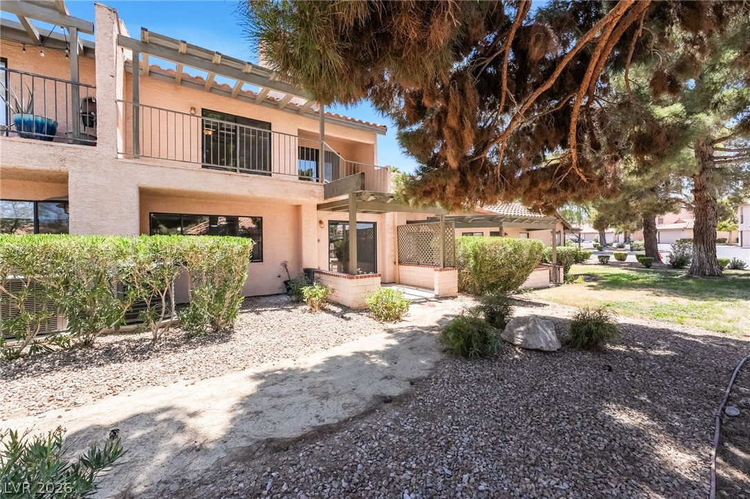2716 Laguna Shores Lane, Las Vegas 89121