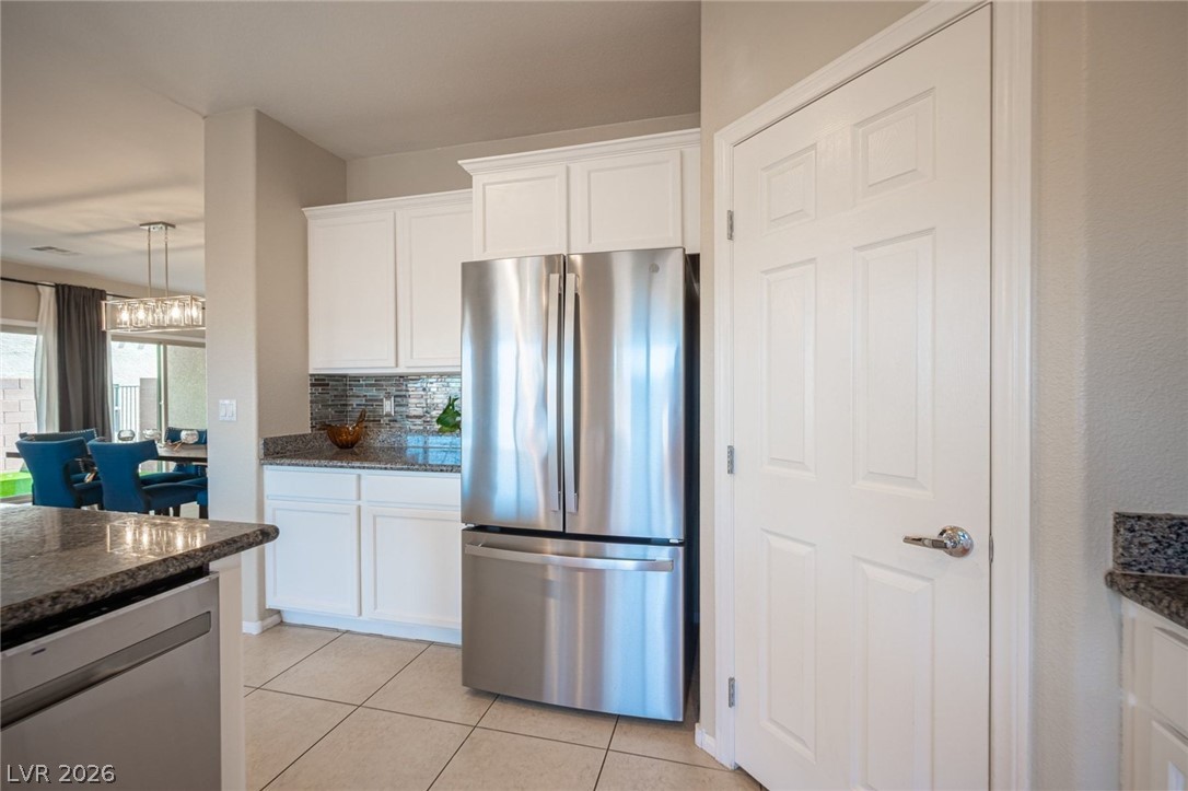 Photo 13 of 62, 9226 Apollo Heights Avenue
