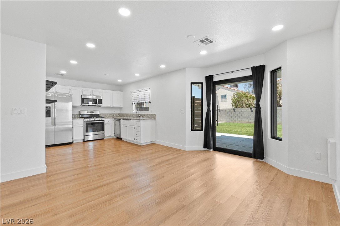 Photo 5 of 3523 Farina Drive