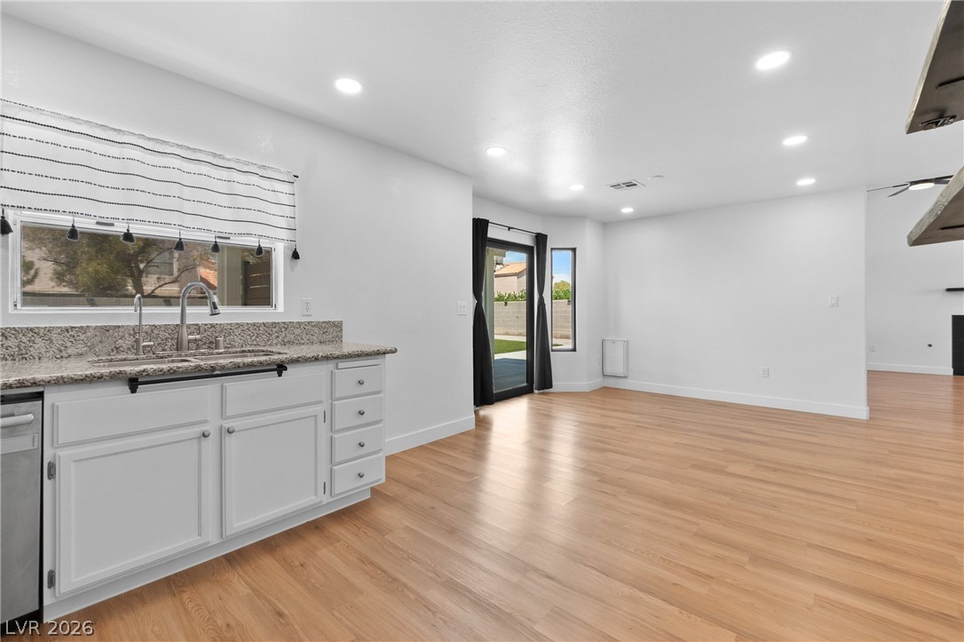 Photo 8 of 30, 3523 Farina Drive