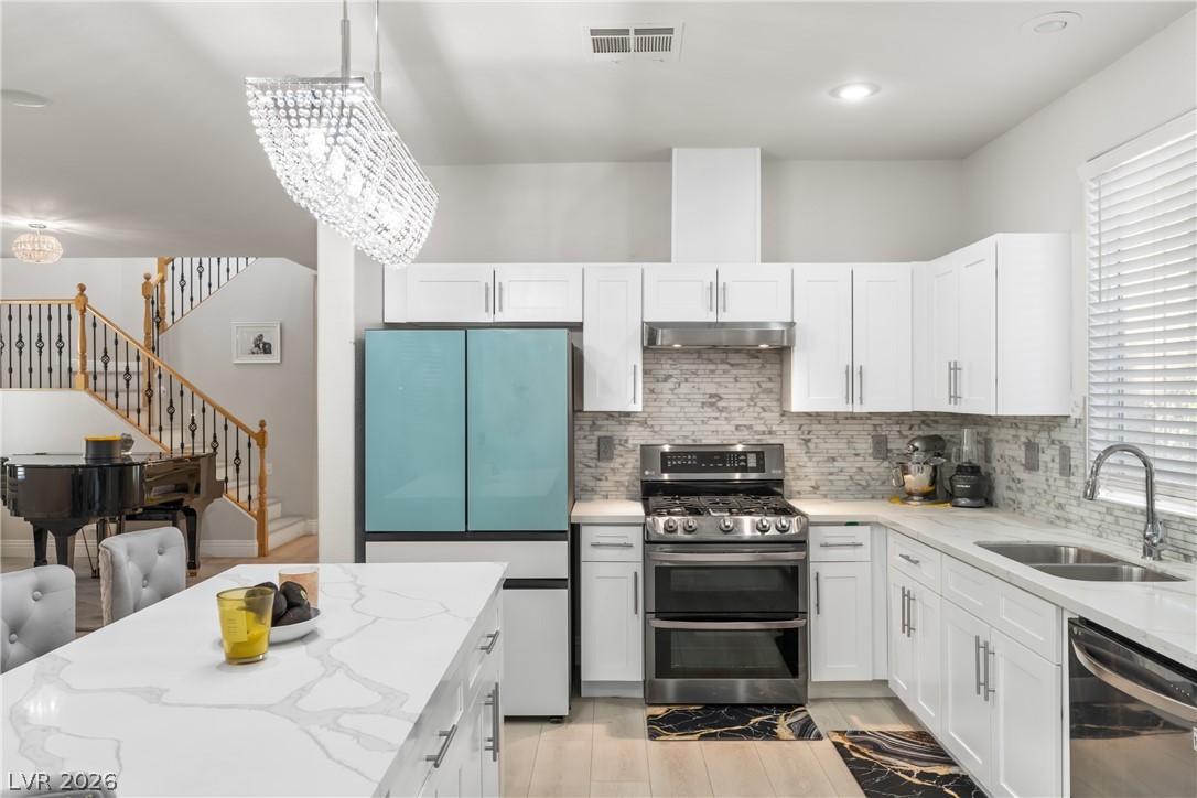 Photo 14 of 54, 3573 Pinnate Drive