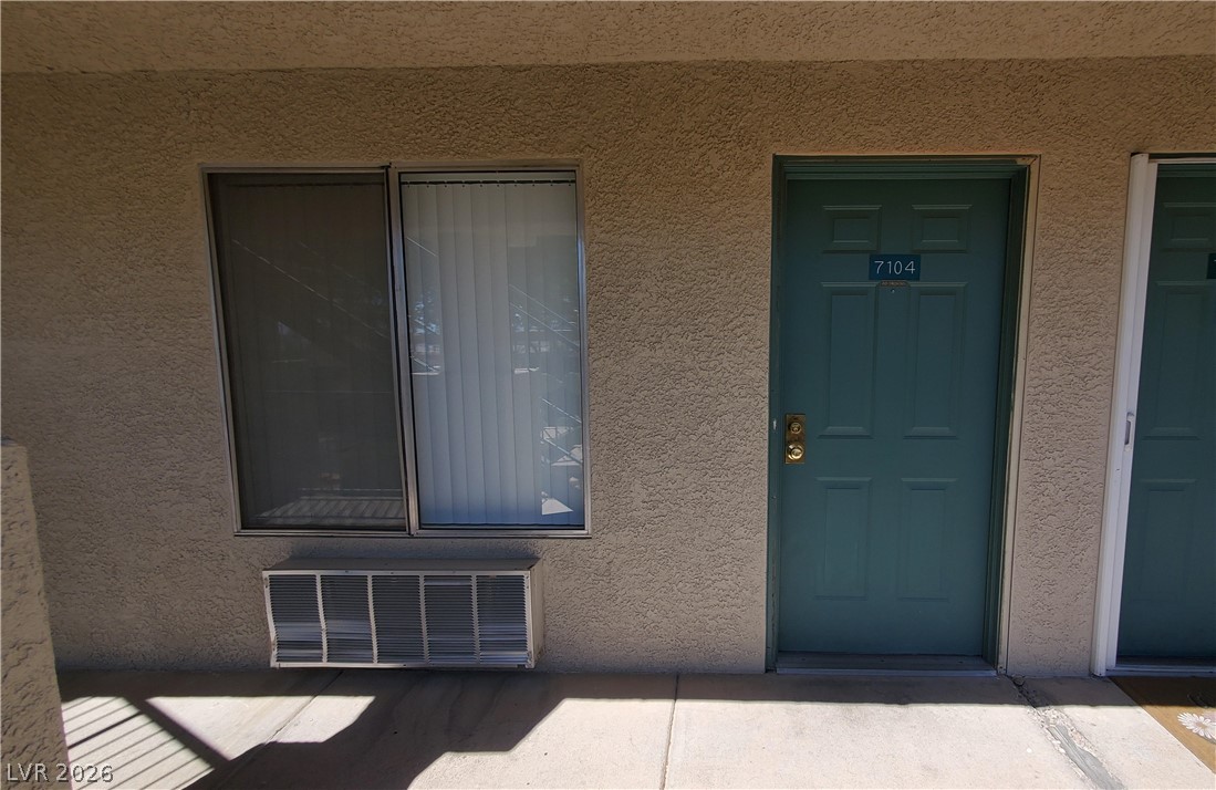 Photo 7 of 28, 100 Pulsipher Lane #7104
