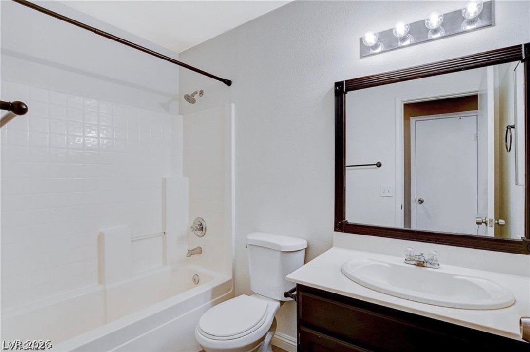 Photo 6 of 15, 2514 Inlet Spring Avenue