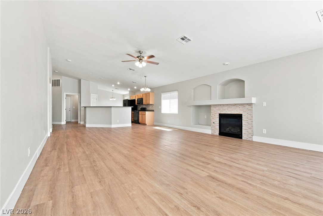Photo 6 of 21, 6059 Camden Cove Street