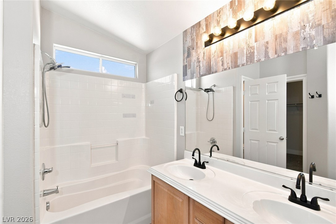 Photo 14 of 21, 6059 Camden Cove Street