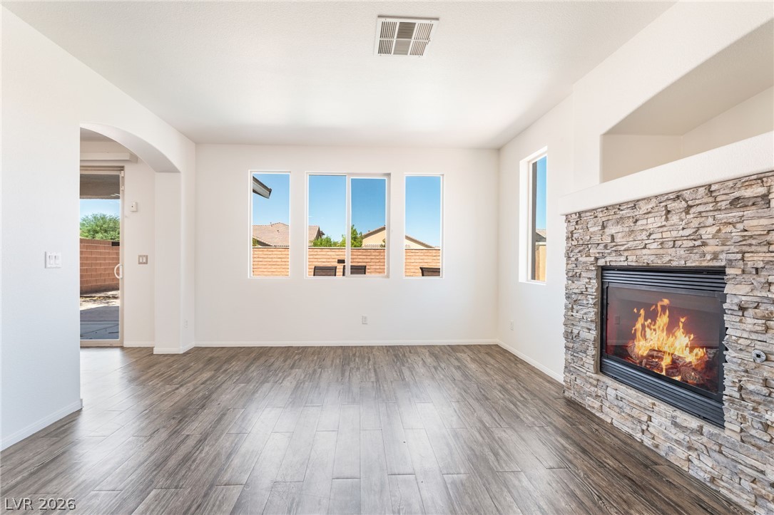 Photo 6 of 40, 7532 Schuders Avenue