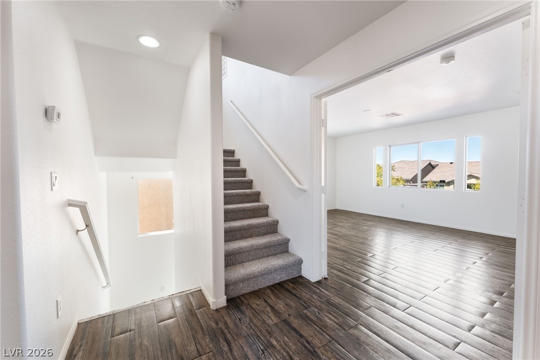 Photo 20 of 40, 7532 Schuders Avenue