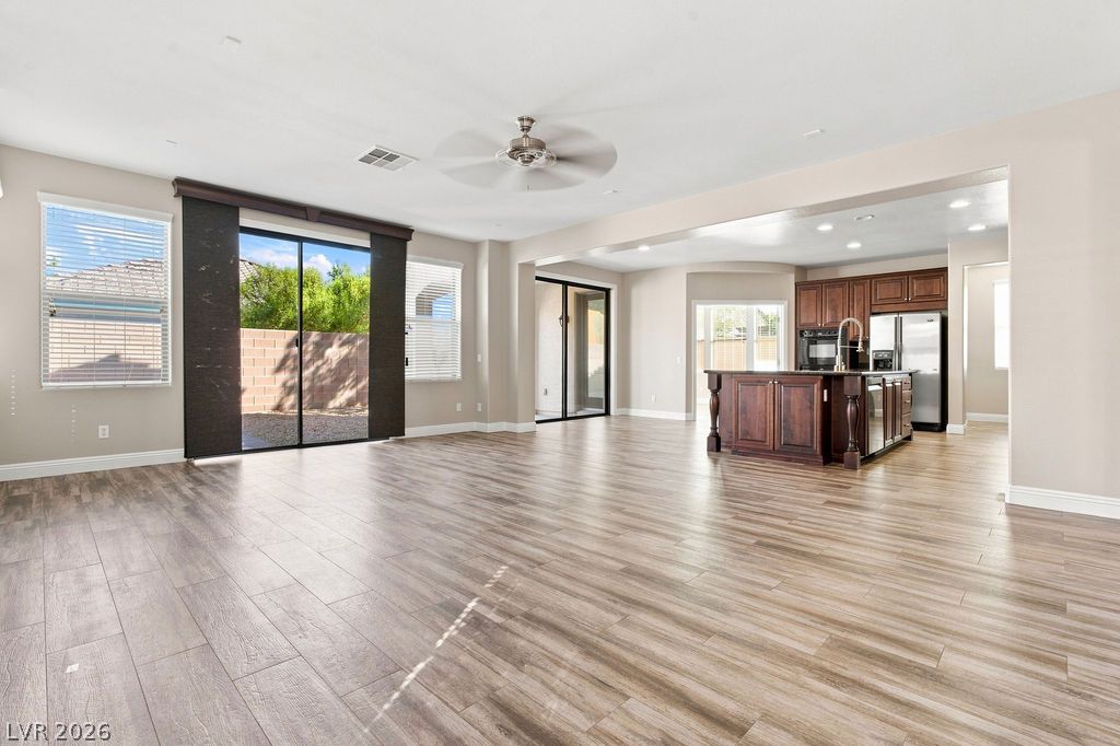 Photo 5 of 1220 Olivia Parkway