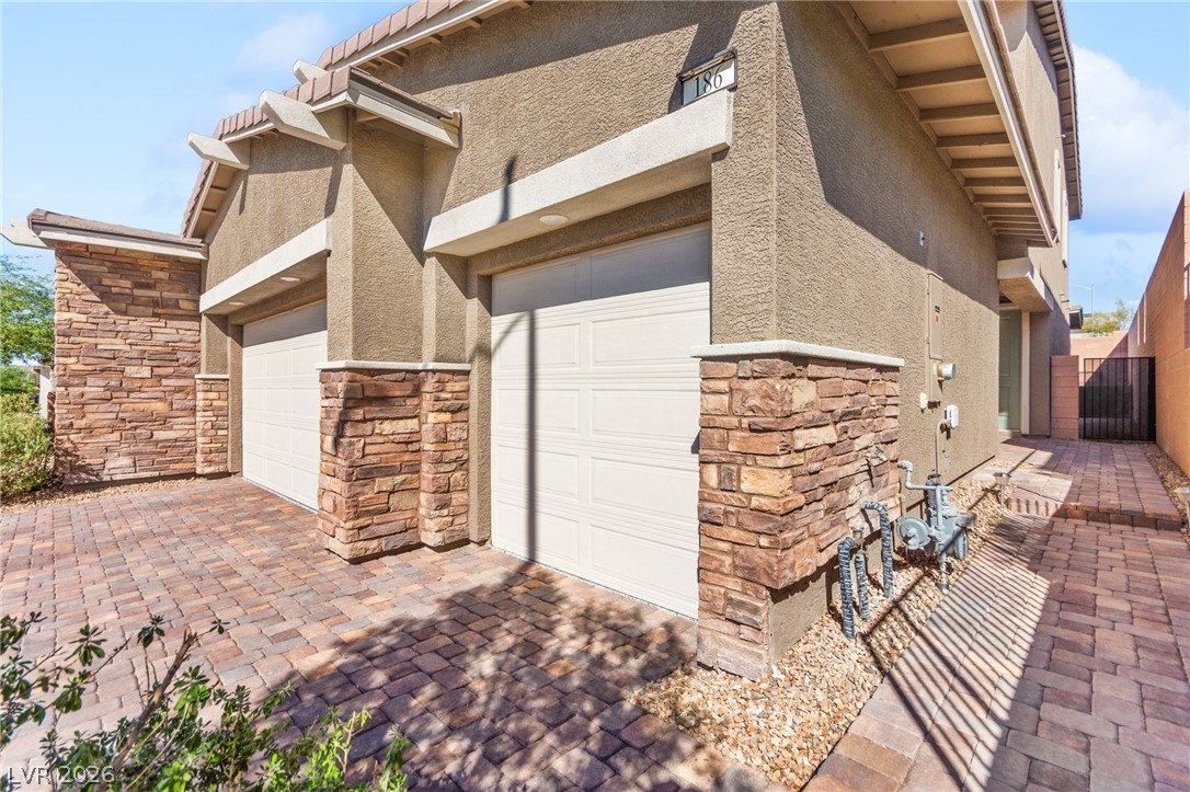 Photo 65 of 75, 186 Viento Ridge Street