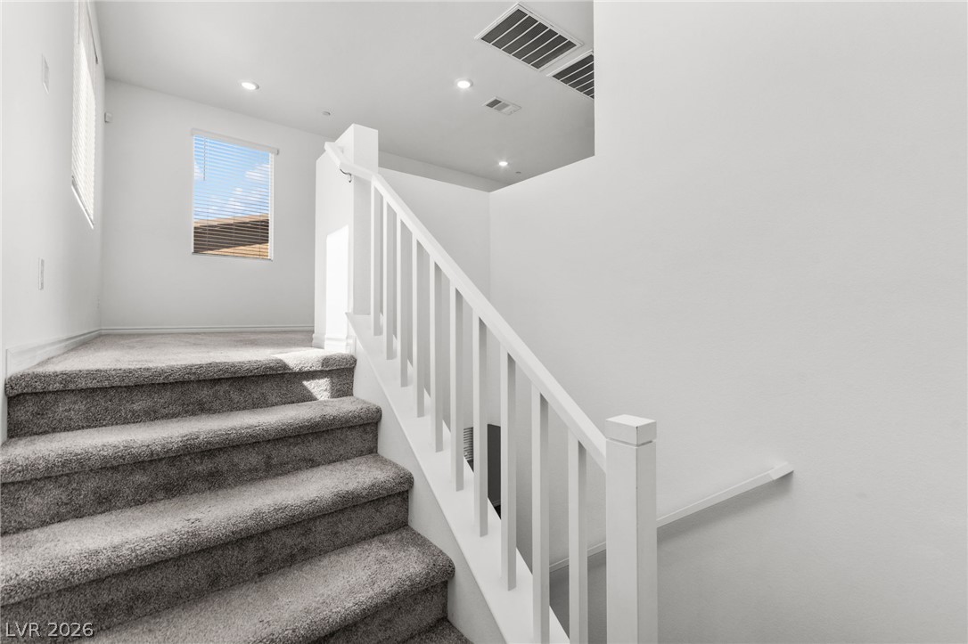 Photo 31 of 75, 186 Viento Ridge Street