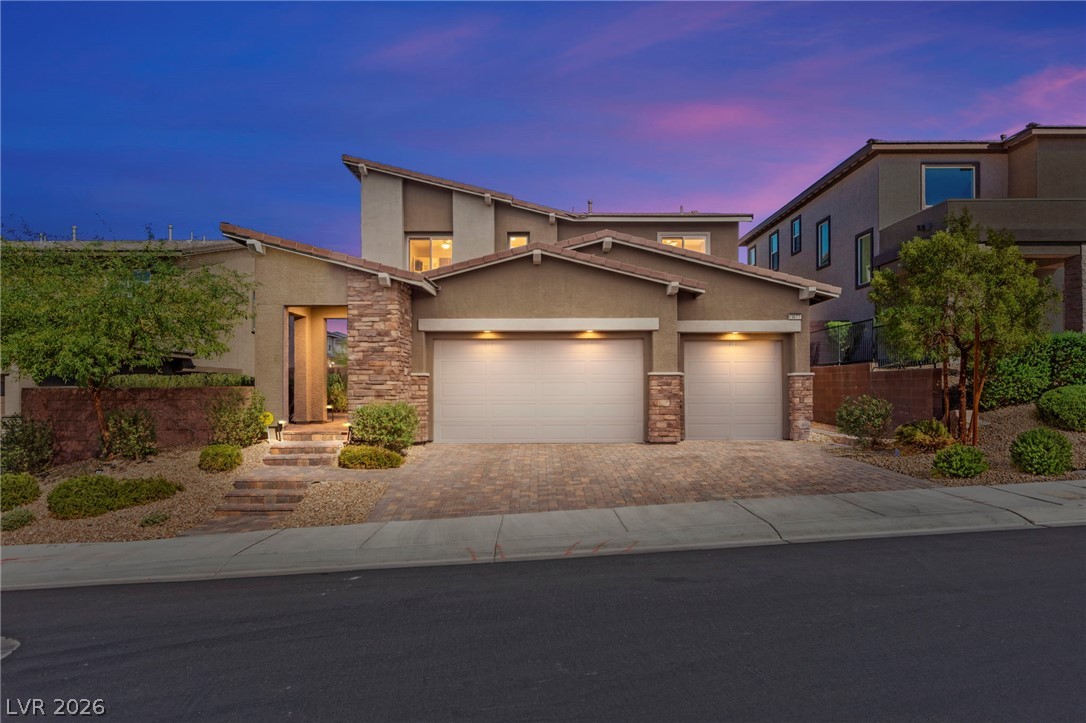 186 Viento Ridge Street, Henderson 89012