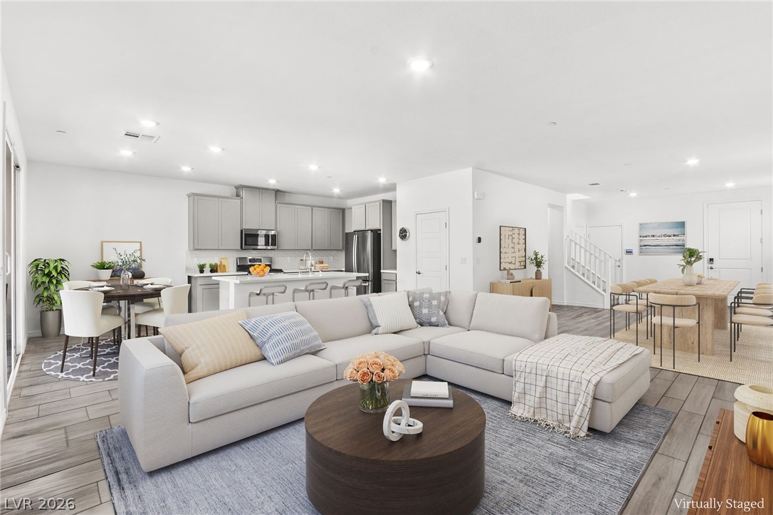 Photo 2 of 186 Viento Ridge Street