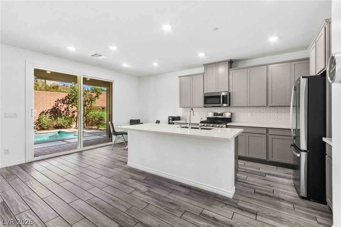 Photo 15 of 75, 186 Viento Ridge Street