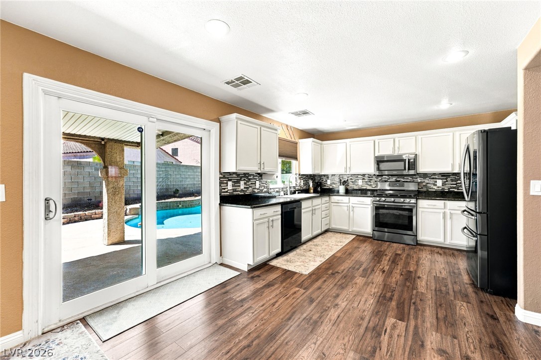 Photo 13 of 41, 7429 Randel Jean Way