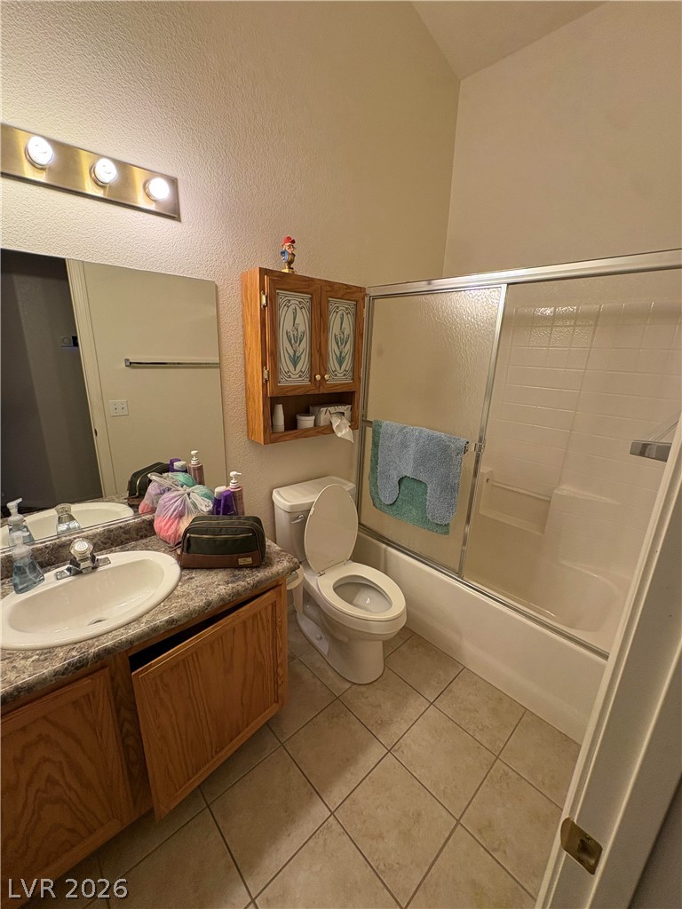 Photo 7 of 13, 850 W Calvada Boulevard