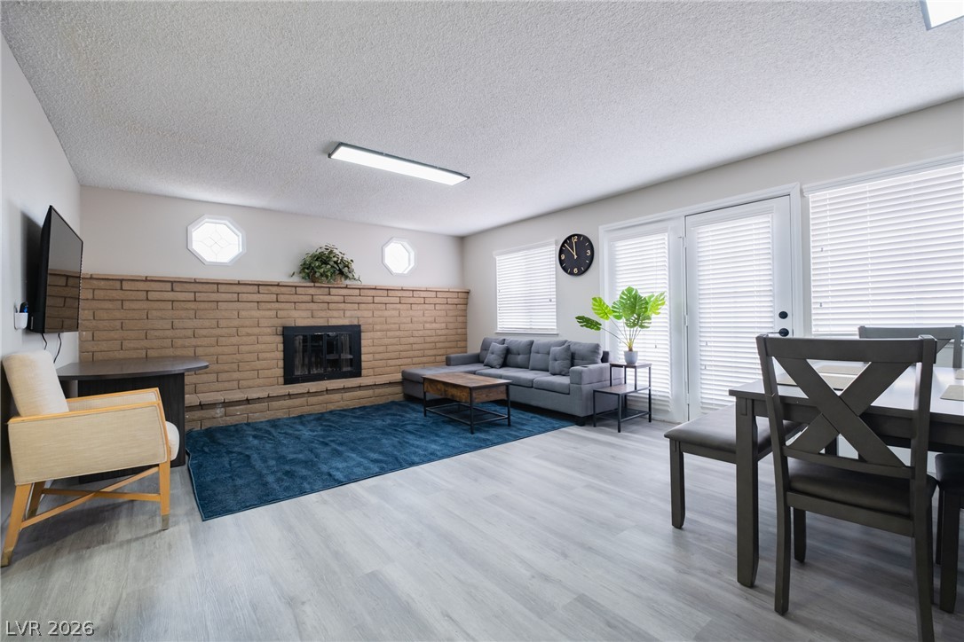 Photo 6 of 51, 6356 W Viking Road