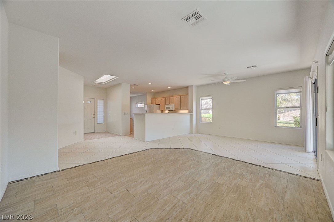 Photo 9 of 74, 2529 Springville Way