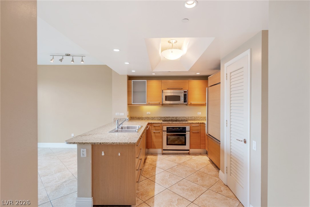 Photo 2 of 322 Karen Avenue #205