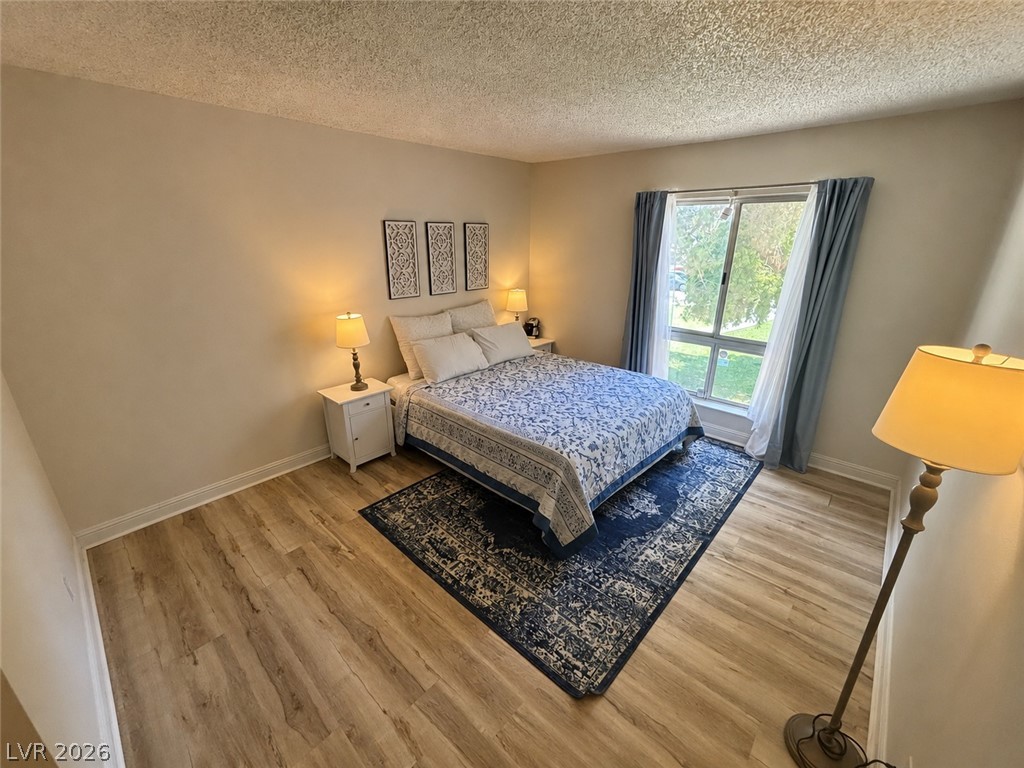 Photo 17 of 24, 1515 E Reno Avenue #C206