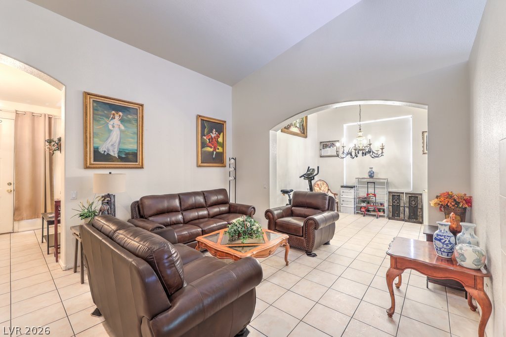 Photo 4 of 8628 Highland View Avenue