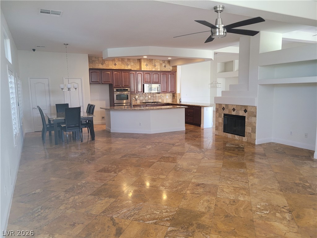 Photo 7 of 37, 7020 Manzanares Drive