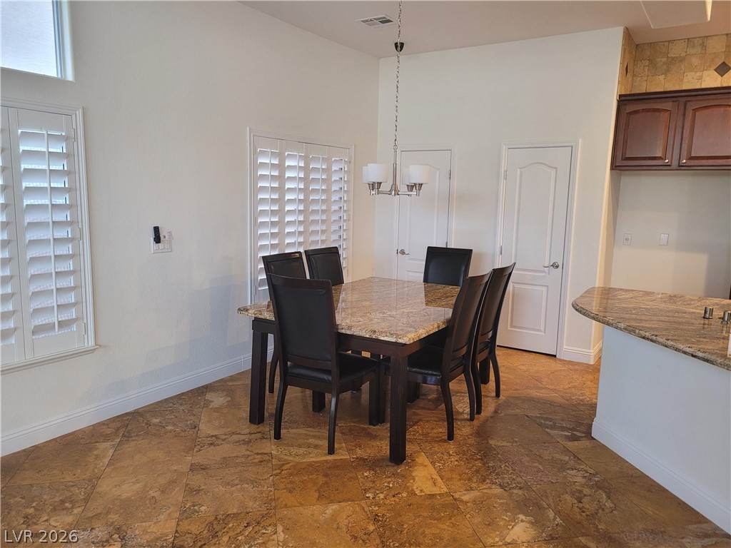 Photo 11 of 37, 7020 Manzanares Drive