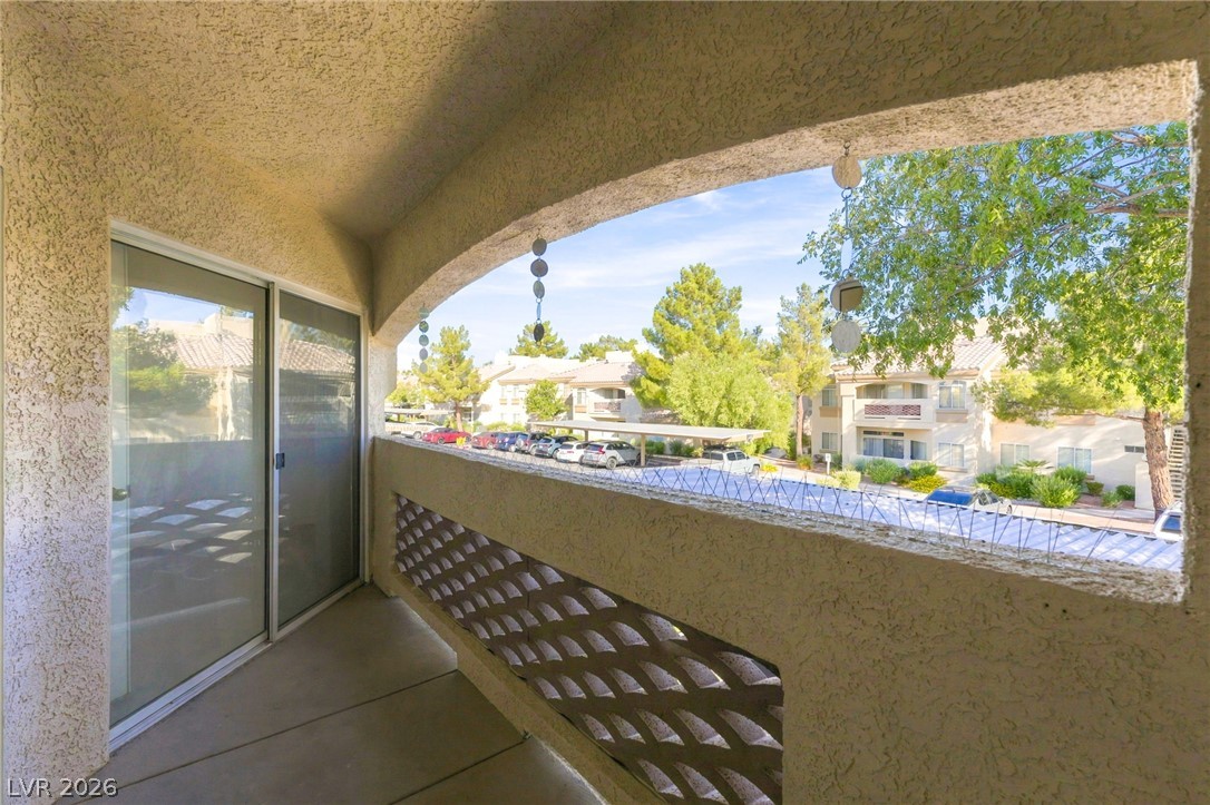 Photo 26 of 34, 7400 W Flamingo Road #2013