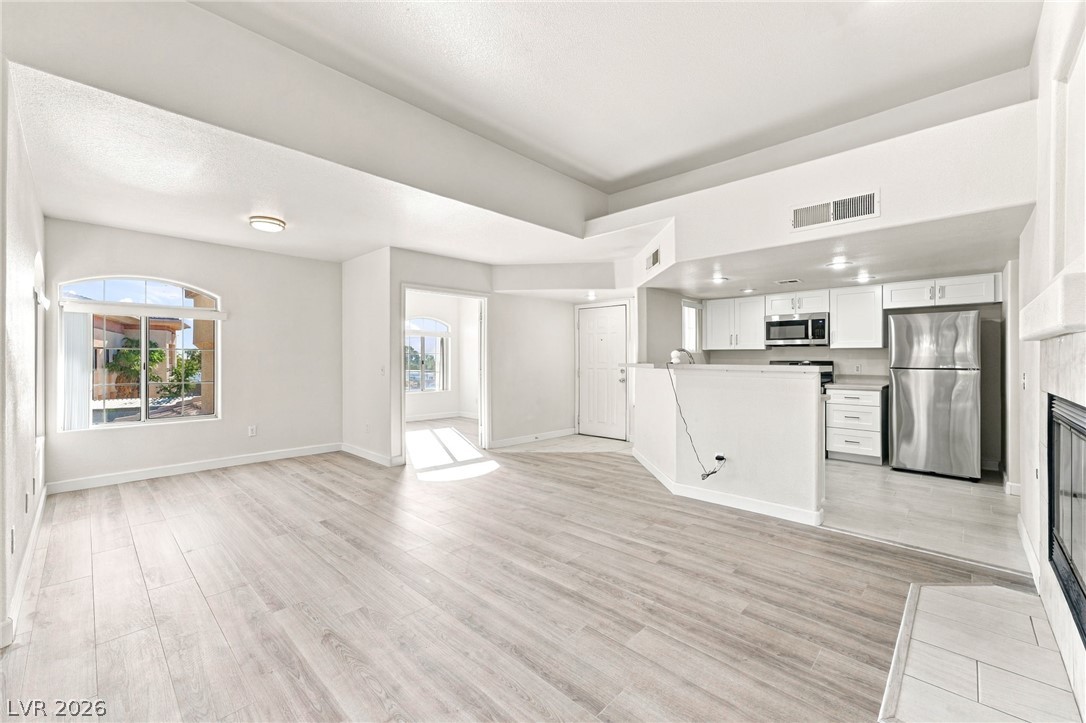 Photo 3 of 7400 W Flamingo Road #2013