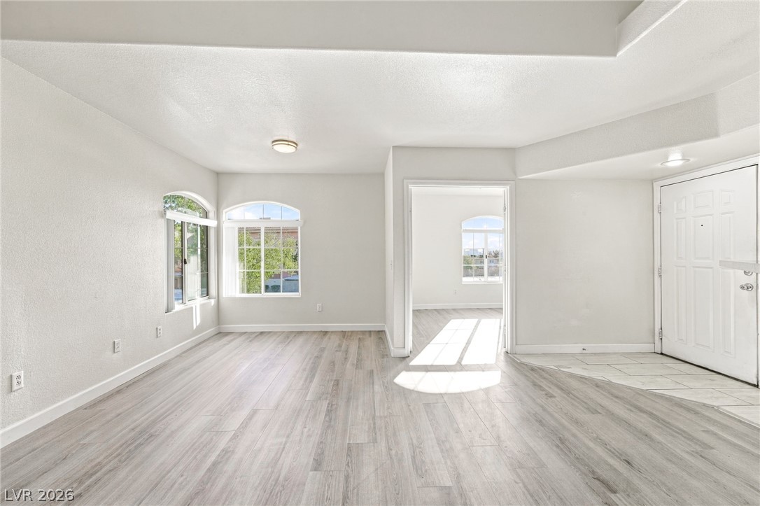 Photo 8 of 34, 7400 W Flamingo Road #2013